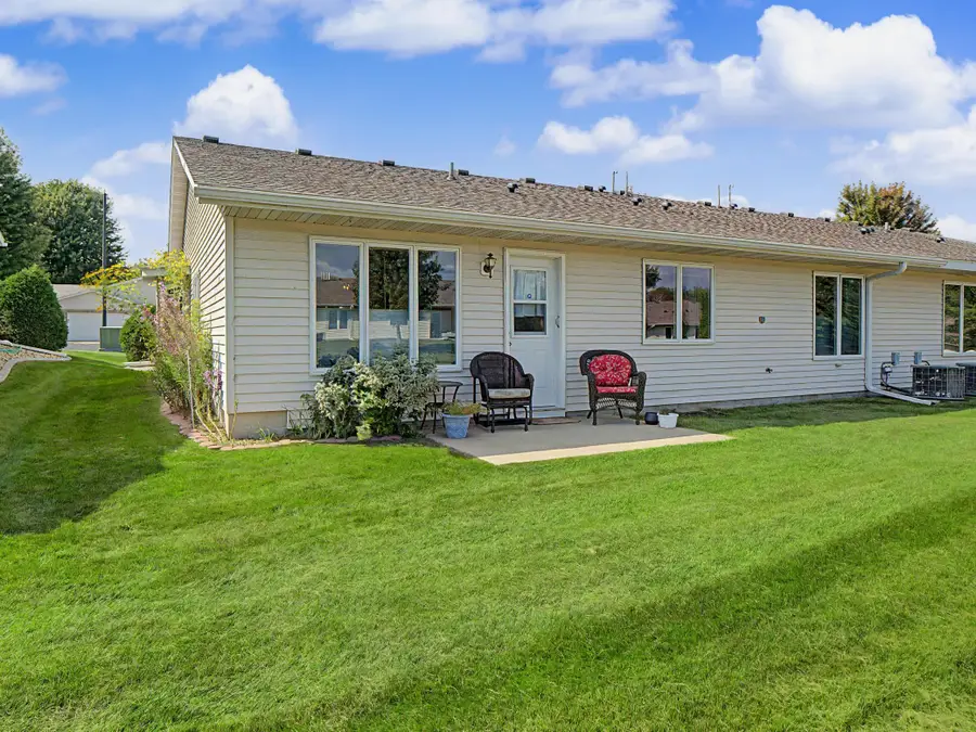 512 3rd Avenue Nw, Byron, MN 55920 - #3