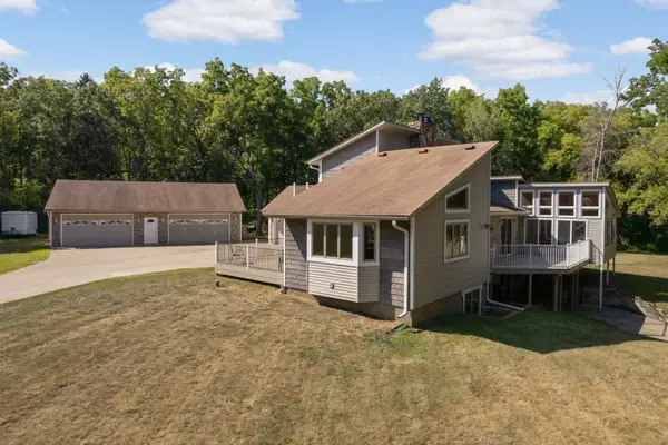 12770 Homestead Drive, Hugo, MN 55110