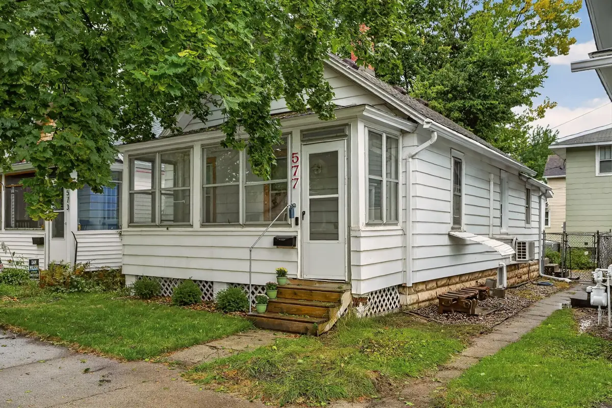 577 W Sanborn Street, Winona, MN 55987 - #1
