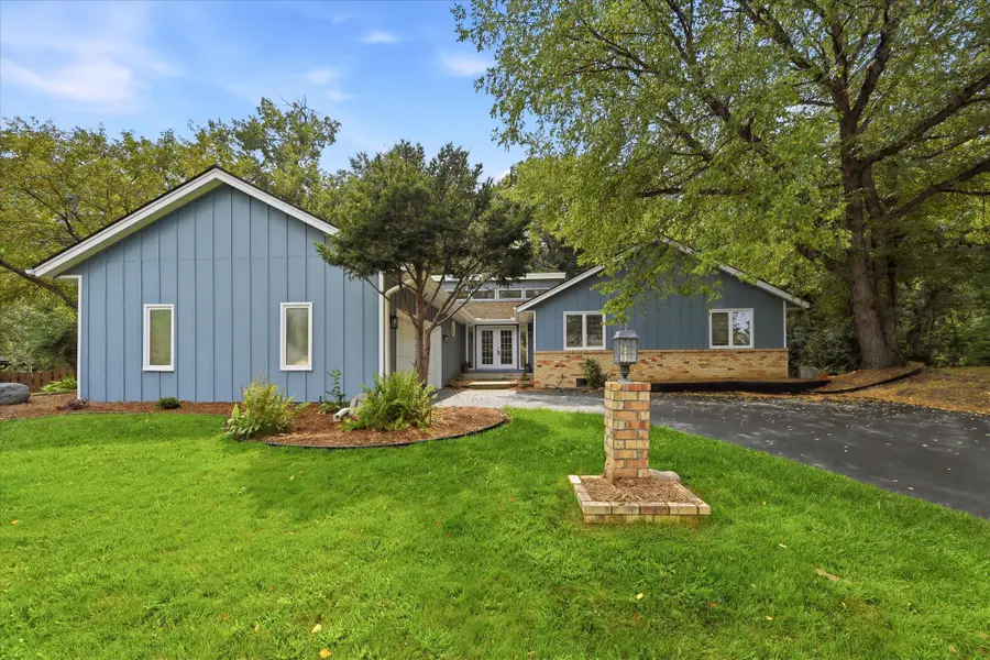 1592 Sherwood Court, Eagan, MN 55122 - #2