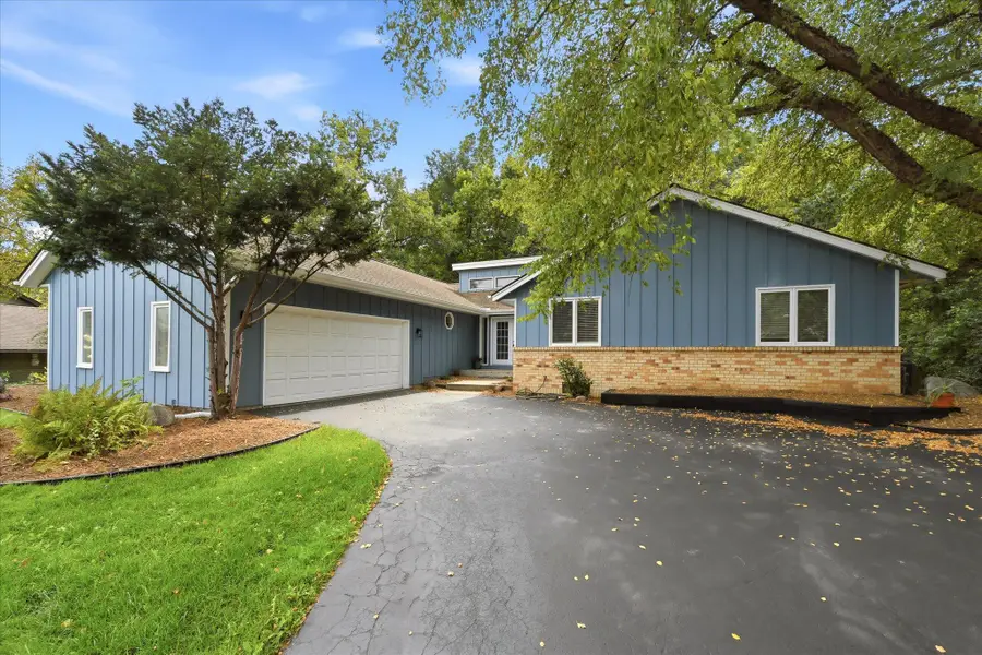 1592 Sherwood Court, Eagan, MN 55122 - #3
