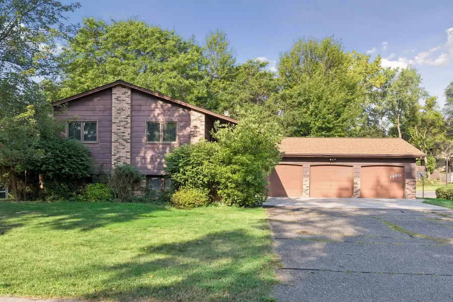 1490 29th Avenue Nw, New Brighton, MN 55112 - #2