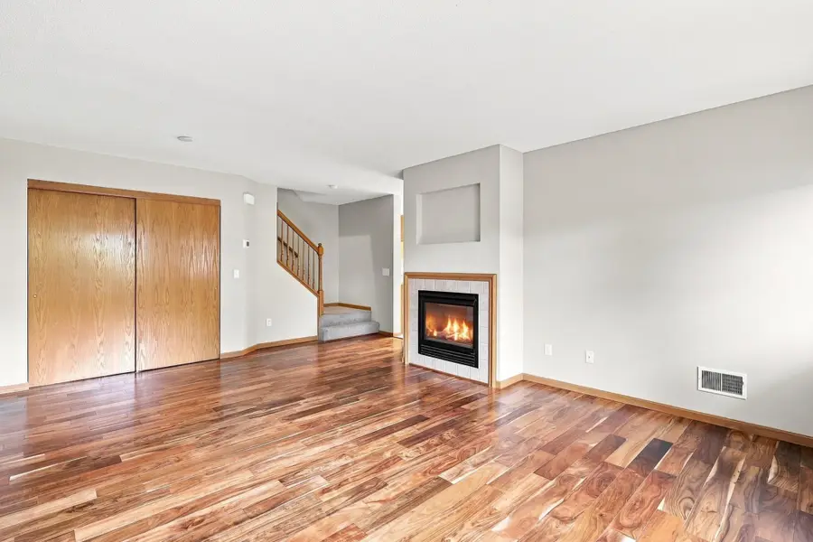 1216 Elmwood Avenue, Shakopee, MN 55379 - #2