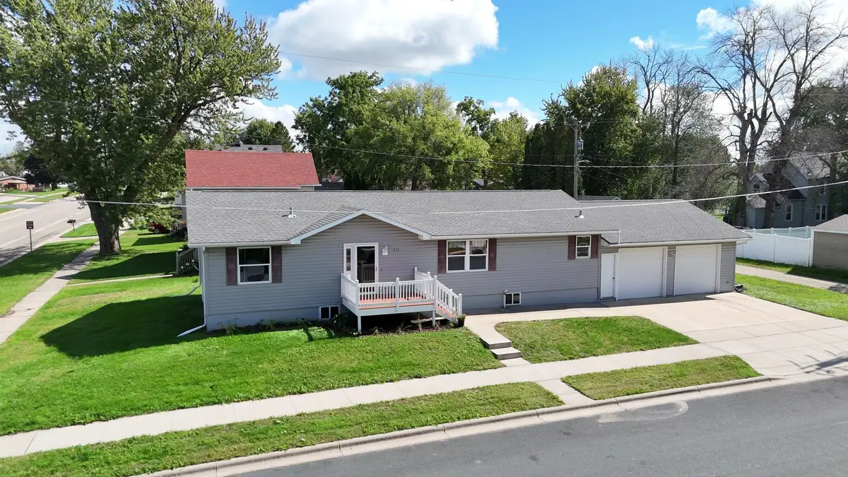 215 2nd Avenue Ne, Hayfield, MN 55940 - #1
