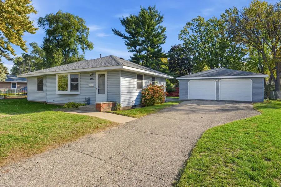 9025 10th Avenue S, Bloomington, MN 55420 - #2