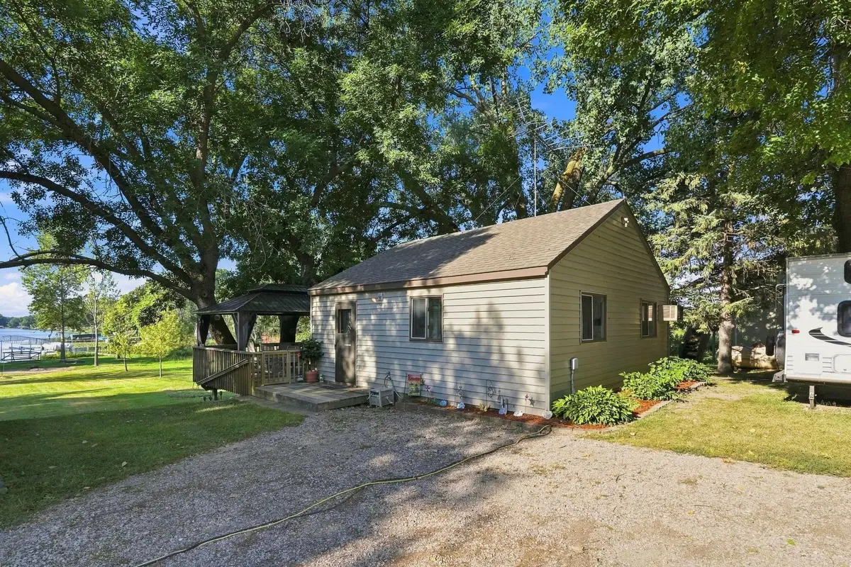 1875 Grant Avenue Nw, Maple Lake, MN 55358 - #1