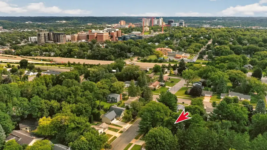 1812 7th Street Sw, Rochester, MN 55902 - #2