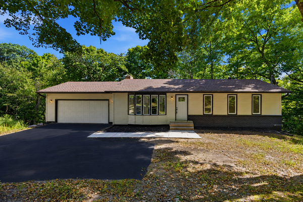 1176 Jaber Avenue Se, Buffalo, MN 55313