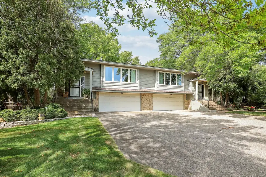 9702 Utica Road, Bloomington, MN 55437 - #3
