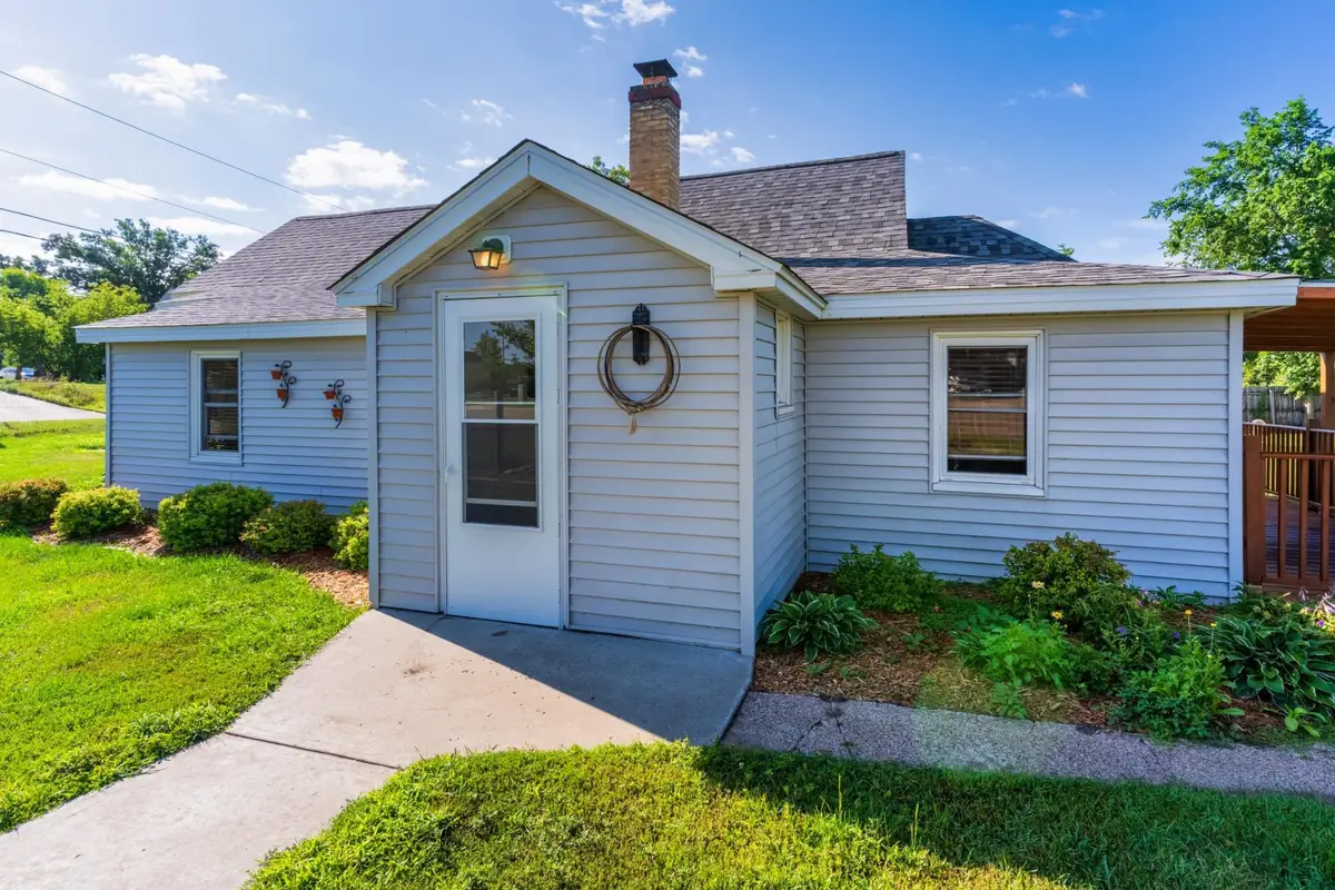 203 Mississippi Avenue Sw, Bemidji, MN 56601 - #1