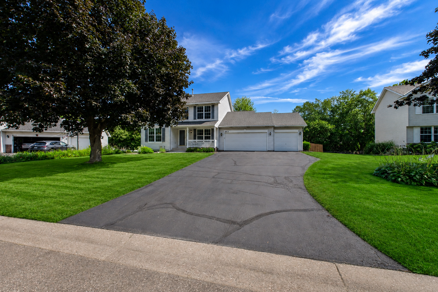 8013 Greenbriar Court, Woodbury, MN 55125 - #2