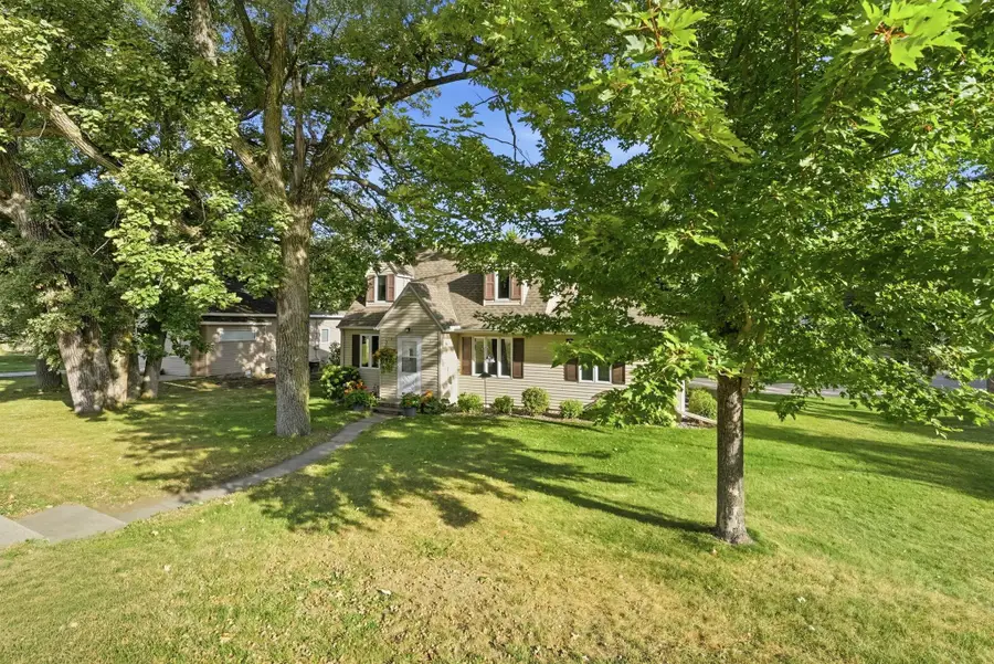 217 2nd Avenue Ne, New London, MN 56273 - #2