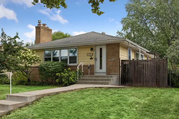 2814 Irving Avenue N, Minneapolis, MN 55411