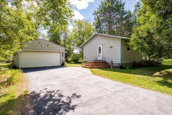 1704 Doddridge Avenue, Cloquet, MN 55720
