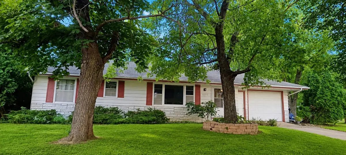 11333 Xavis Street Nw, Coon Rapids, MN 55433 - #1