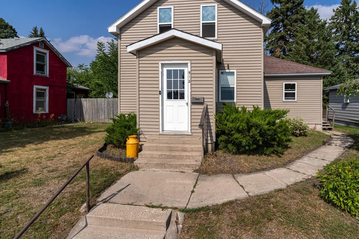 512 6th Street W, Crookston, MN 56716 - #1