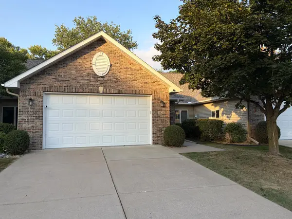 1823 Bohmbach Drive, Red Wing, MN 55066