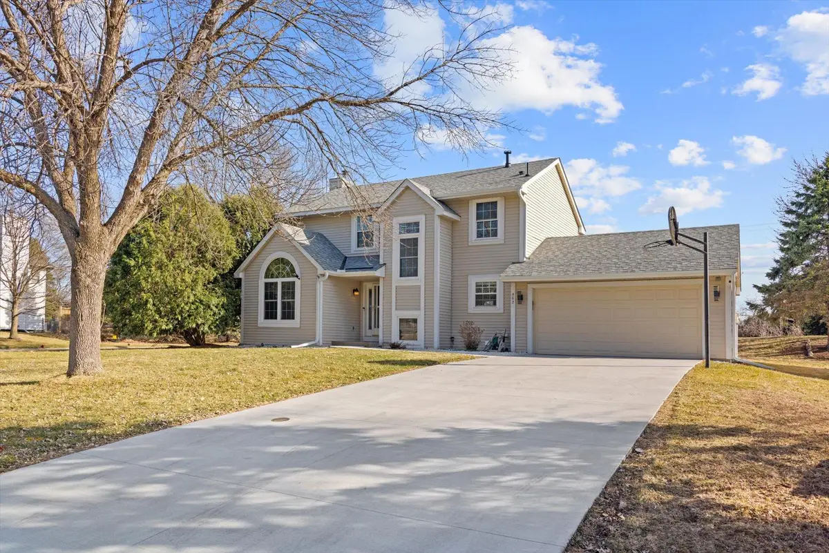952 Moonlight Drive, Woodbury, MN 55125 - #1