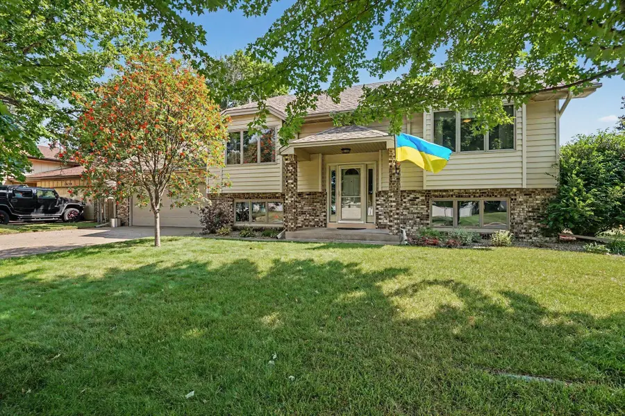 5624 Pascal Street, Shoreview, MN 55126 - #2