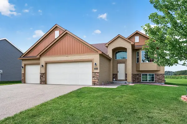 1405 Carlson Drive, Isanti, MN 55040