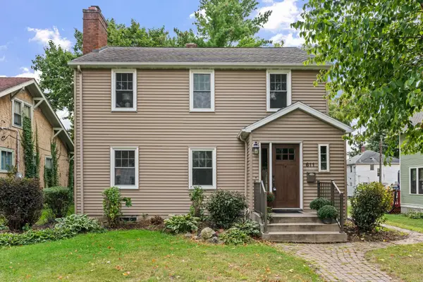 611 2nd Street Ne, Faribault, MN 55021