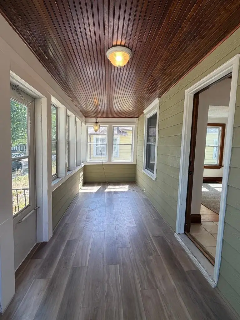 2955 Queen Avenue N, Minneapolis, MN 55411 - #1