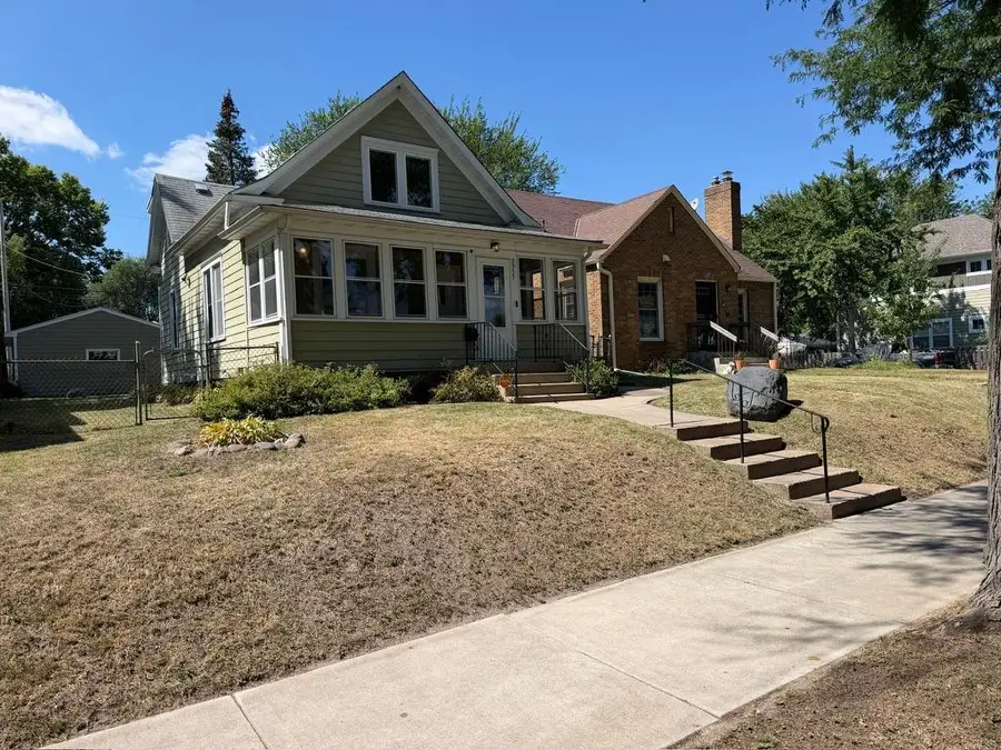 2955 Queen Avenue N, Minneapolis, MN 55411 - #2