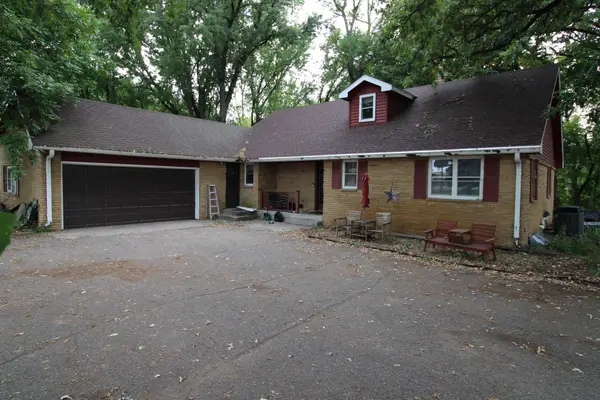 543 5th Avenue Ne, Melrose, MN 56352