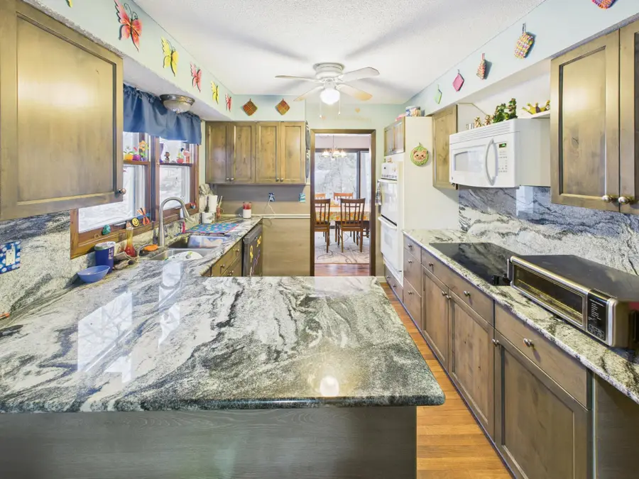 543 5th Avenue Ne, Melrose, MN 56352 - #2
