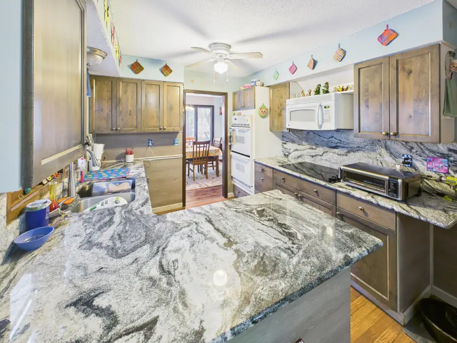 543 5th Avenue Ne, Melrose, MN 56352 - #3