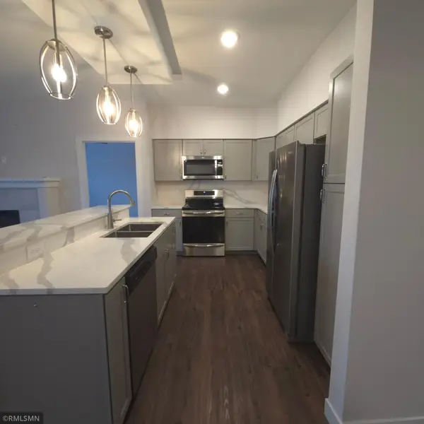 7084 Glory Road #300, Baxter, MN 56425