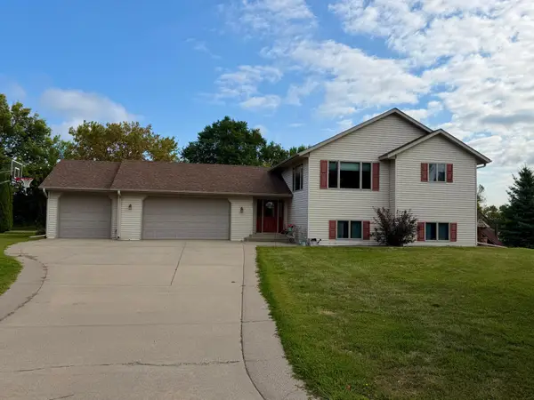 105 Cedar Court, Maple Lake, MN 55358