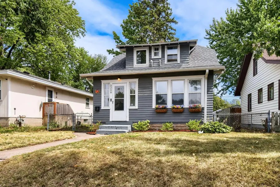 5208 Camden Avenue N, Minneapolis, MN 55430 - #2