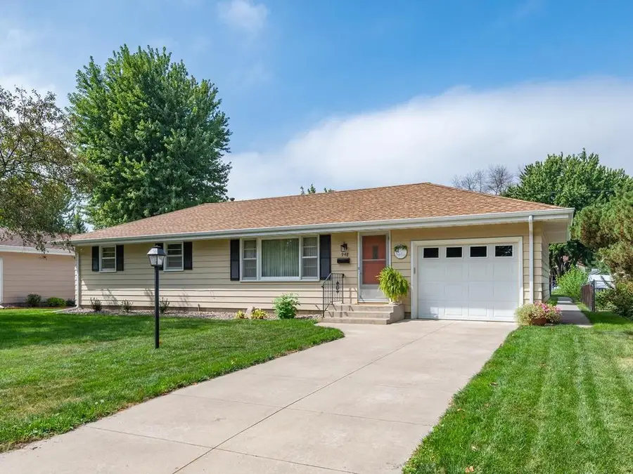 948 Main Street S, Shakopee, MN 55379 - #2