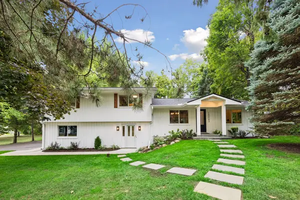 18065 Berry Lane, Wayzata, MN 55391