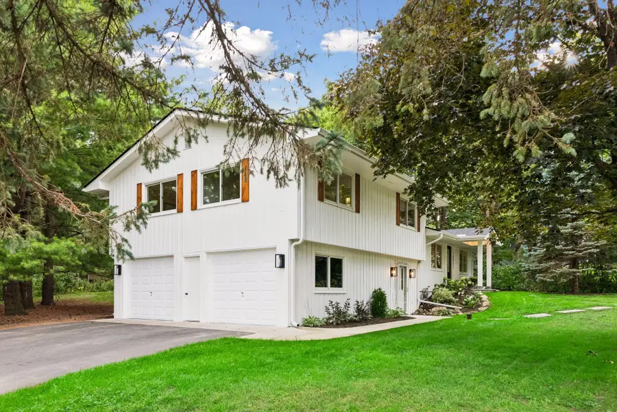 18065 Berry Lane, Wayzata, MN 55391 - #2