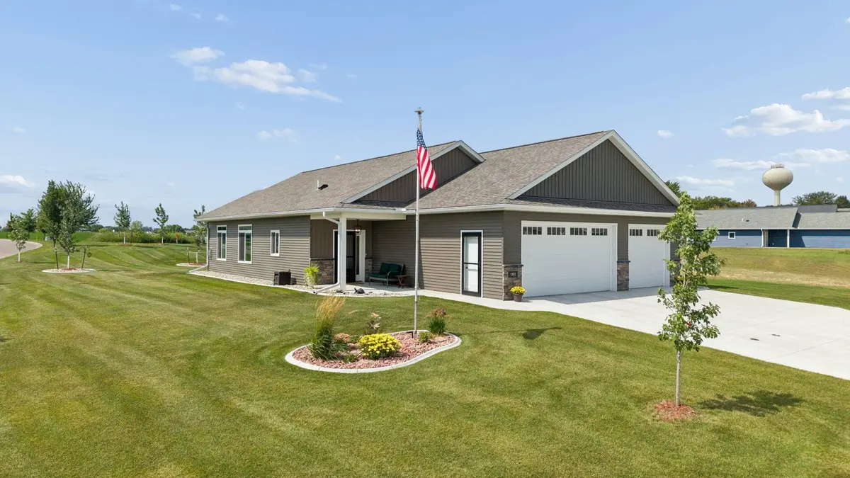 1352 Bradford Street Se, Hutchinson, MN 55350 - #1