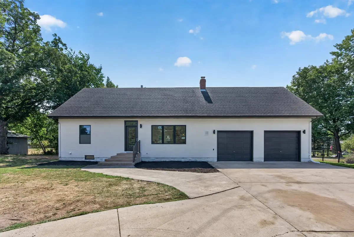 364 County Road C W, Roseville, MN 55113 - #1