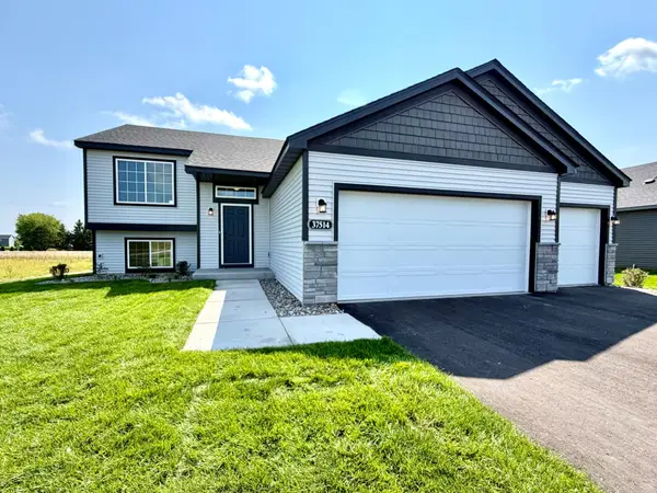 37514 Greenway Avenue, North Branch, MN 55056