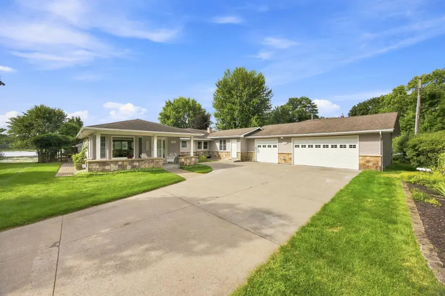 7806 Gloria Circle, Mounds View, MN 55112 - #2