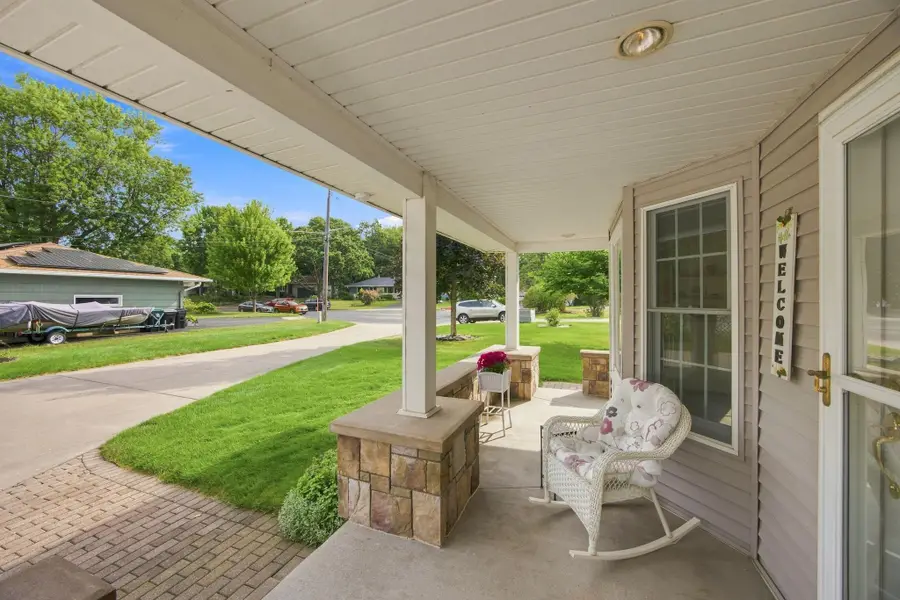 7806 Gloria Circle, Mounds View, MN 55112 - #3