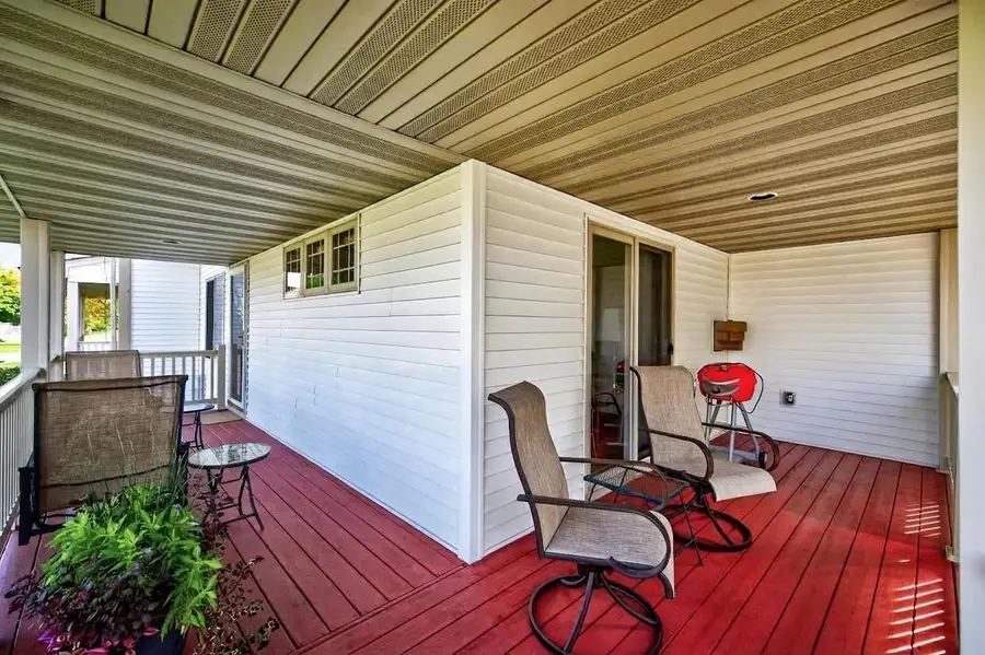 8600 Tessman Circle N, Brooklyn Park, MN 55445 - #3