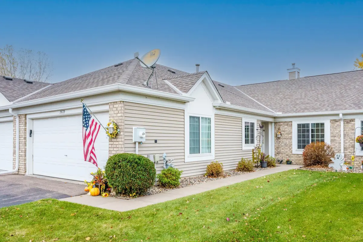7572 Ojibway Park Bay, Woodbury, MN 55125 - #1