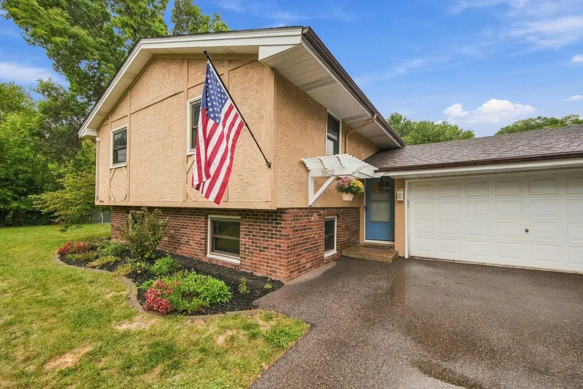 1602 Long Lake Road, New Brighton, MN 55112 - #1