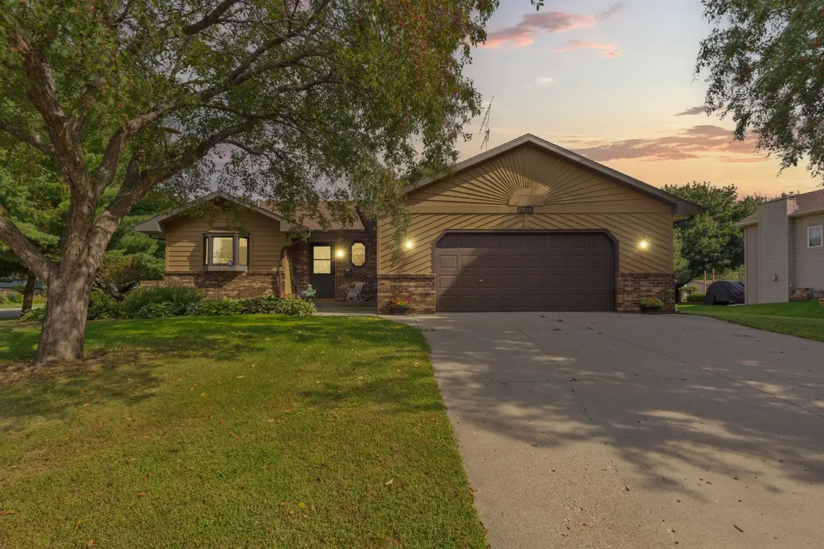 1612 Trailwood Lane Sw, Faribault, MN 55021 - #1