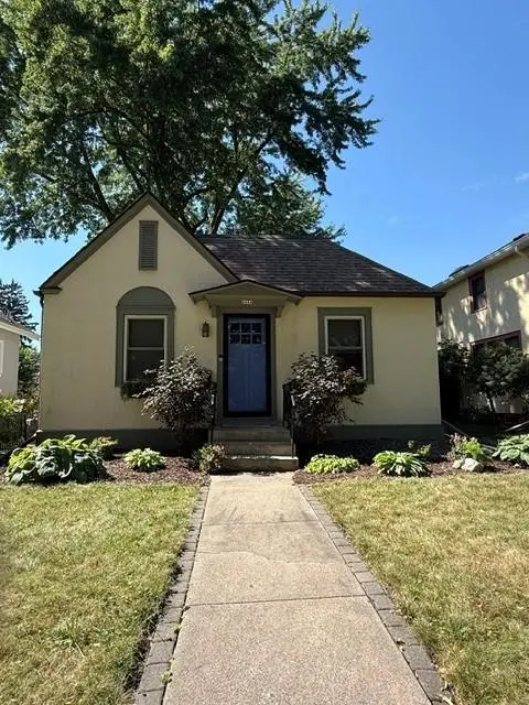 2834 Arthur Street Ne, Minneapolis, MN 55418