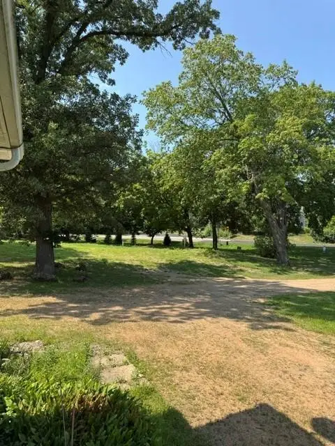 1610 Shadywood Road, Wayzata, MN 55391