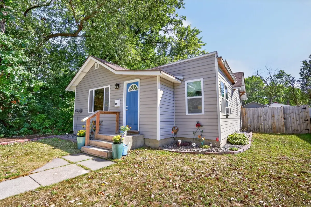608 NE 3rd Avenue, Grand Rapids, MN 55744 - #1