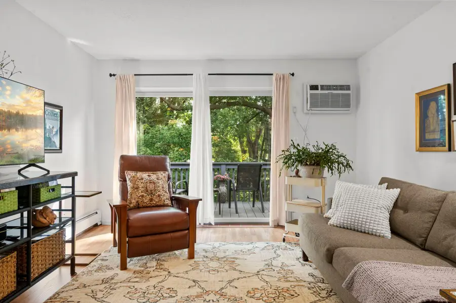 2800 Hamline Avenue N #311, Roseville, MN 55113 - #3