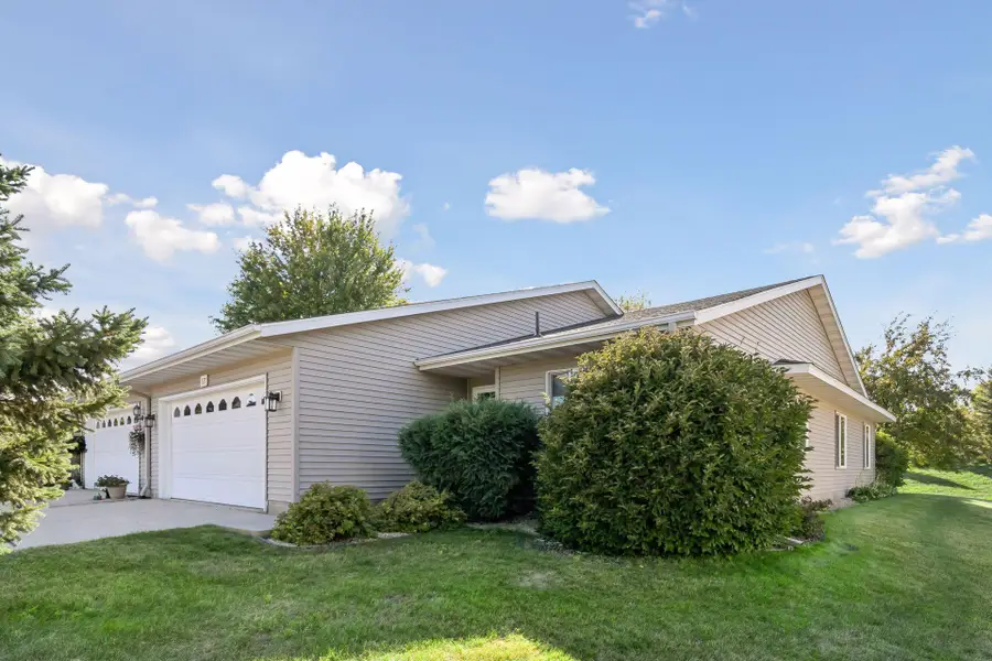 527 4th Circle Drive Se, Lonsdale, MN 55046 - #3